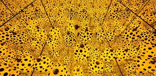 Image: Yayoi Kusama, THE SPIRITS OF THE PUMPKINS DESCENDED INTO THE HEAVENS 2015, Collection of the Artist, ©YAYOI KUSAMA. Installation view at National Gallery Singapore, 2017.