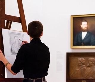 A Griffith University Queensland College of Art student, participates in a Drawing from the Collection Live event, where students were invited to draw from works featured in QAGOMA’s Australian Collection / Photograph: Marc Pricop